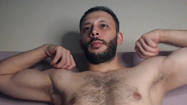 henryaxe online show from September 12, 2025, 6:07 pm