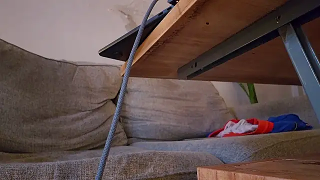 phranof  online show from April 13, 2026, 12:09 pm