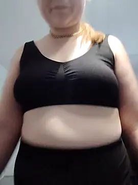 Kiarassecrets online show from March 30, 2026, 5:47 pm