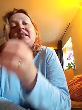 lady charlyne online show from October 4, 2025, 7:54 am