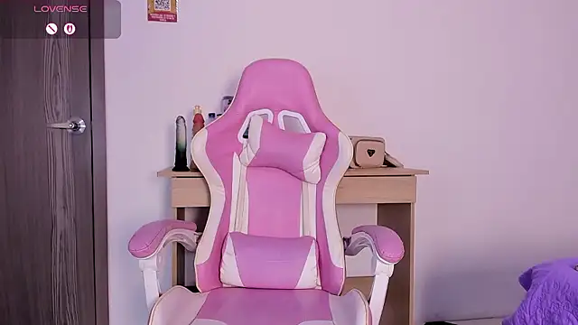 alexa pariss online show from January 10, 2026, 6:36 pm