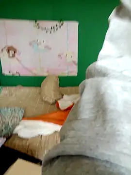 Freakcute  online show from February 28, 2025, 11:58 am