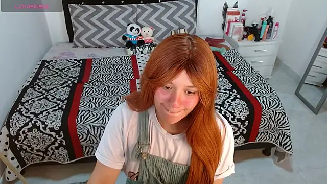 Snapshot of soniafuckboobs chatting on November 11, 2025, 12:33 pm soniafuckboobs online show from November 11, 2025, 12:33 pm