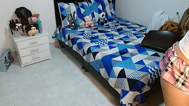 Snapshot of soniafuckboobs chatting on September 27, 2025, 12:39 am soniafuckboobs online show from September 27, 2025, 12:39 am