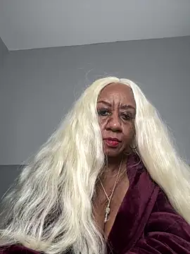 BreanaDivine online show from February 9, 2025, 6:05 pm