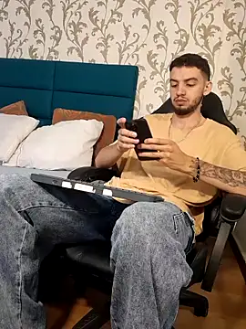 Michael magno online show from March 18, 2026, 6:53 pm