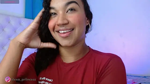 Alexa priincess online show from October 17, 2025, 7:37 pm