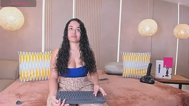 Snapshot of sabrina_shark_ chatting on May 28, 2026, 2:41 am sabrina shark online show from May 28, 2026, 2:41 am