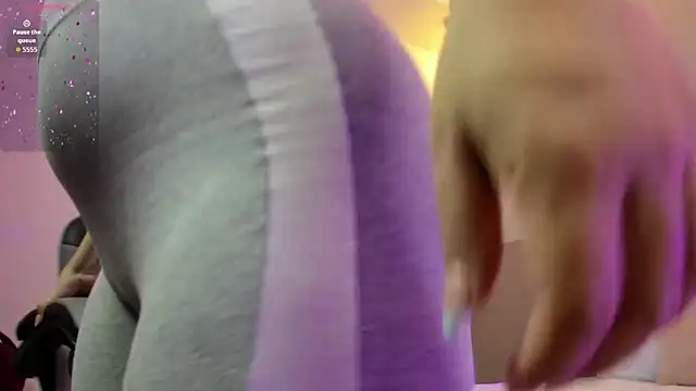 ayla13  online show from March 12, 2026, 7:18 pm