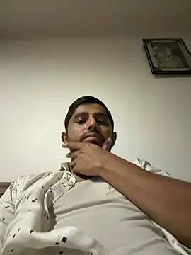 Snapshot of rhuh3991 chatting on June 22, 2026, 8:50 pm rhuh3991 online show from June 22, 2026, 8:50 pm