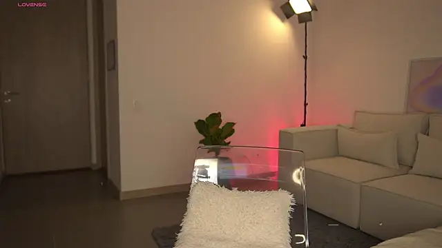 Daihanwatson  online show from March 5, 2025, 1:10 am