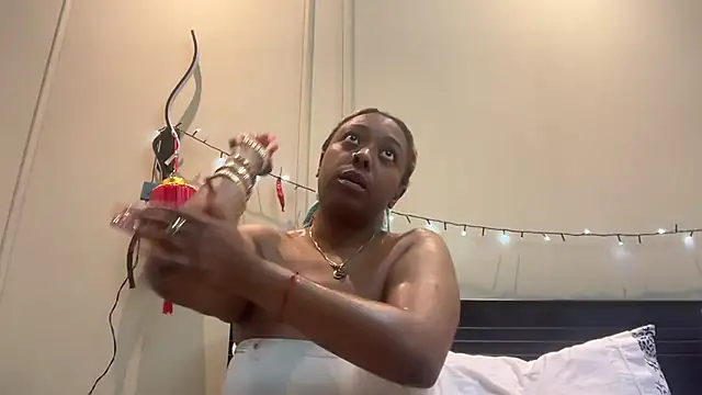 ChocolateCakeQueen online show from March 17, 2025, 2:52 am