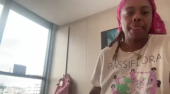 ChocolateCakeQueen online show from March 16, 2025, 7:49 pm