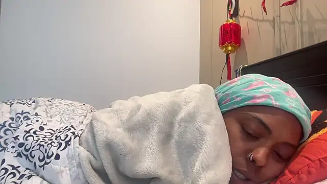 ChocolateCakeQueen online show from March 15, 2025, 10:00 pm