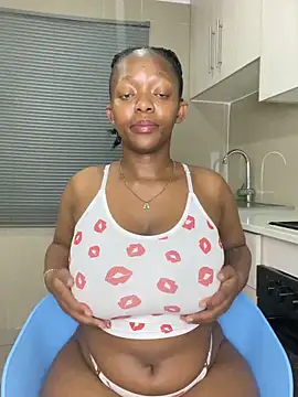 Snapshot of Jazmine-Blue chatting on March 4, 2026, 8:27 pm Jazmine-Blue online show from March 4, 2026, 8:27 pm