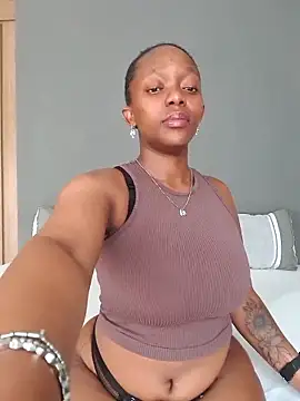 Snapshot of Jazmine-Blue chatting on March 21, 2025, 2:18 pm Jazmine-Blue online show from March 21, 2025, 2:18 pm