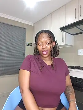 Snapshot of Jazmine-Blue chatting on October 14, 2025, 10:09 pm Jazmine-Blue online show from October 14, 2025, 10:09 pm