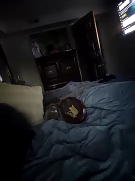 CeceilaMoon online show from February 5, 2026, 1:51 pm