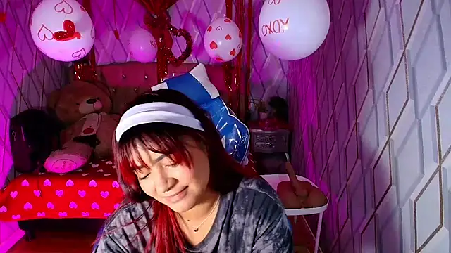 NicolleTaylor online show from February 13, 2026, 3:39 am