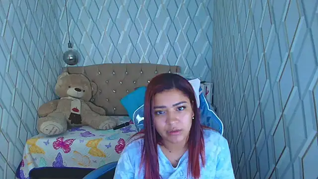 NicolleTaylor online show from October 25, 2025, 3:06 am