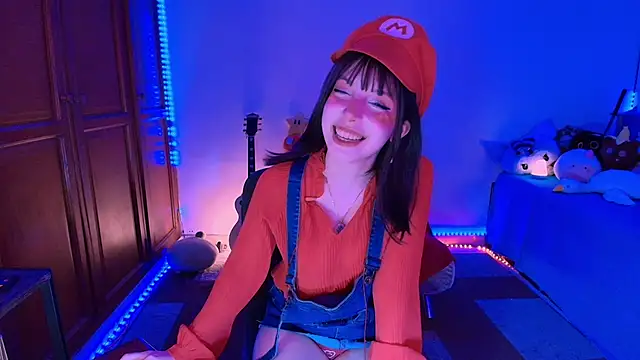 Snapshot of bluelen chatting on September 20, 2025, 8:30 am bluelen online show from September 20, 2025, 8:30 am