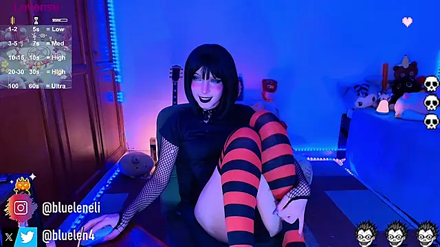 Snapshot of bluelen chatting on October 5, 2025, 9:22 am bluelen online show from October 5, 2025, 9:22 am