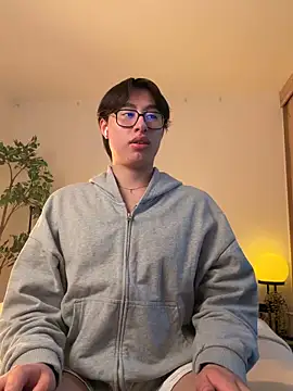 SrLuis18 online show from March 18, 2026, 12:36 am