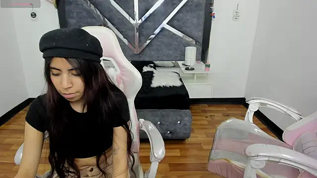 iam sofiia online show from March 17, 2025, 9:02 pm