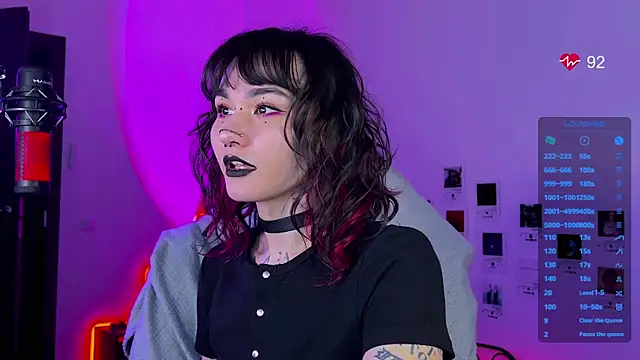 deadlysweet online show from September 9, 2025, 1:27 am