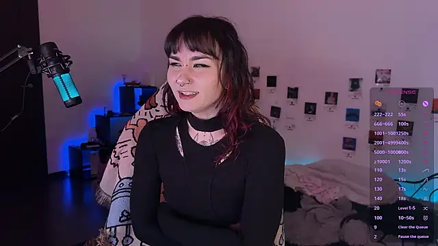 deadlysweet online show from March 8, 2026, 2:04 am