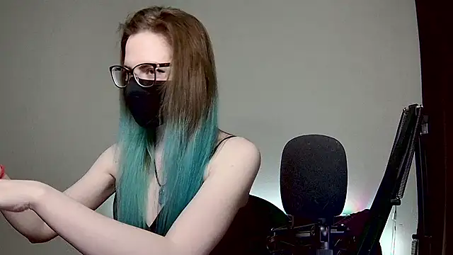 amber candyfloss online show from February 1, 2025, 11:58 pm