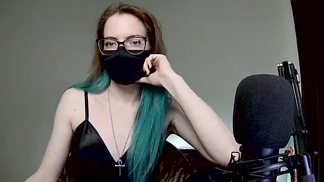 amber candyfloss online show from January 20, 2025, 3:37 am