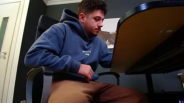 Snapshot of JoshKnights chatting on March 11, 2025, 5:46 am JoshKnights online show from March 11, 2025, 5:46 am