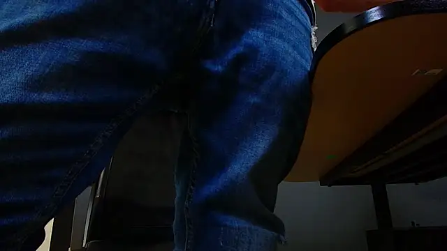 Snapshot of JoshKnights chatting on March 1, 2025, 12:01 pm JoshKnights online show from March 1, 2025, 12:01 pm