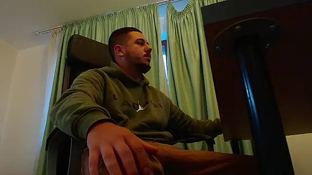 Snapshot of JoshKnights chatting on September 14, 2025, 4:46 am JoshKnights online show from September 14, 2025, 4:46 am