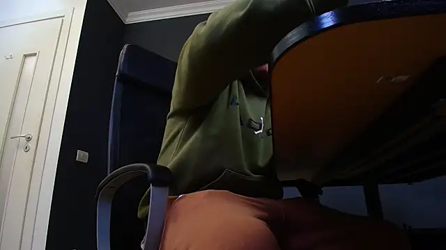 Snapshot of JoshKnights chatting on March 14, 2025, 5:48 am JoshKnights online show from March 14, 2025, 5:48 am