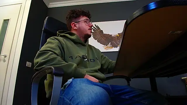 Snapshot of JoshKnights chatting on March 9, 2025, 8:40 am JoshKnights online show from March 9, 2025, 8:40 am