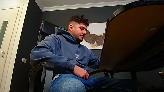 Snapshot of JoshKnights chatting on March 22, 2025, 5:39 am JoshKnights online show from March 22, 2025, 5:39 am