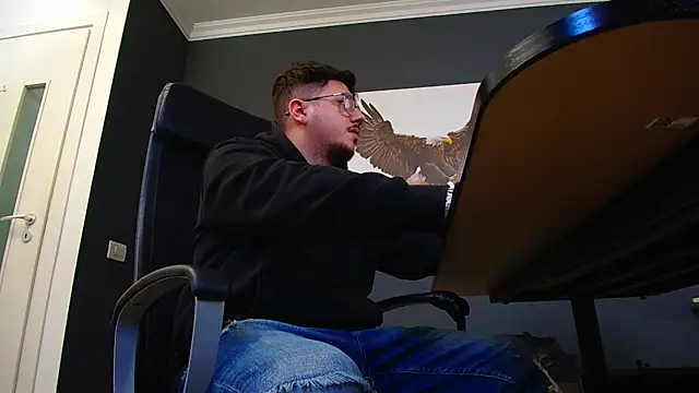 Snapshot of JoshKnights chatting on March 4, 2025, 8:24 am JoshKnights online show from March 4, 2025, 8:24 am