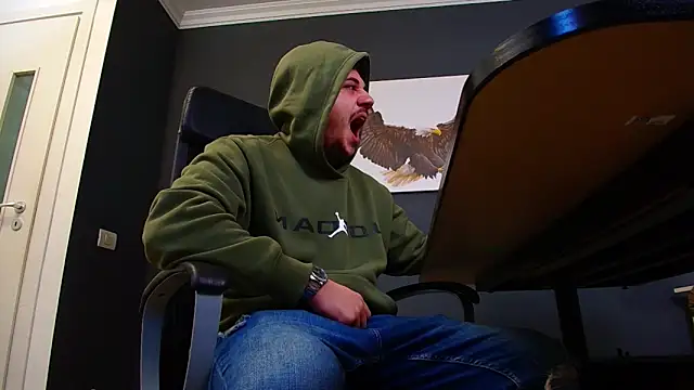 Snapshot of JoshKnights chatting on March 9, 2025, 5:33 am JoshKnights online show from March 9, 2025, 5:33 am