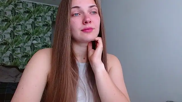 Olivia shine online show from September 18, 2025, 4:26 am