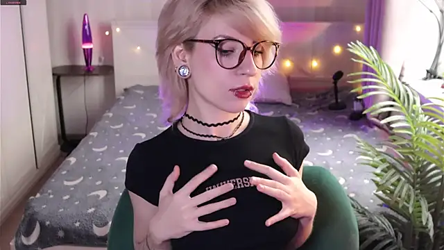  Moonlight t online show from April 3, 2026, 9:16 am