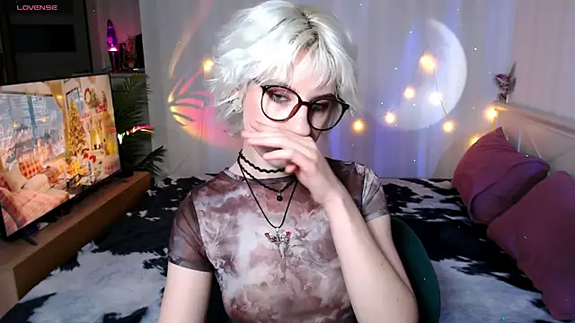  Moonlight t online show from December 19, 2025, 9:11 am