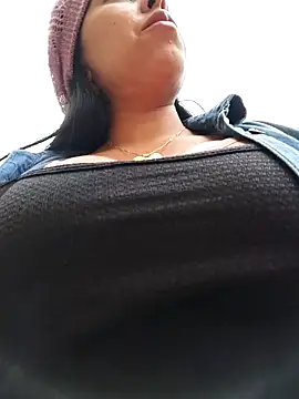 Emily Wane online show from March 11, 2025, 5:57 pm