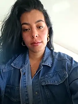 Snapshot of Emily_Wane chatting on June 1, 2026, 6:51 pm Emily Wane online show from June 1, 2026, 6:51 pm