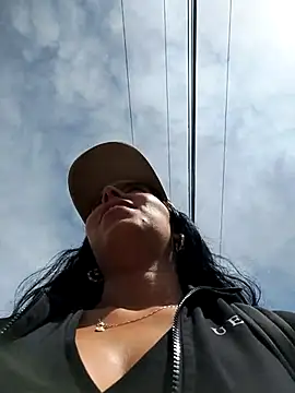 Emily Wane online show from April 18, 2026, 3:03 pm