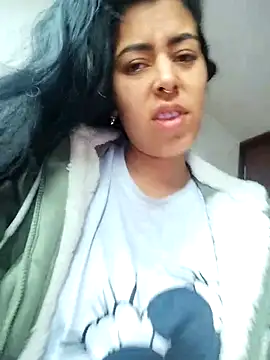 Emily Wane online show from November 6, 2025, 12:42 pm