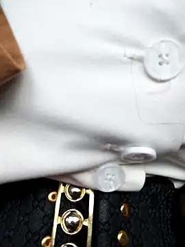 Emily Wane online show from November 22, 2025, 4:17 pm