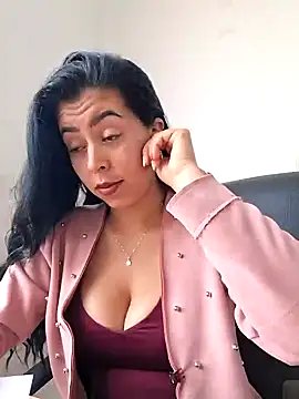 Snapshot of Emily_Wane chatting on June 3, 2026, 6:12 pm Emily Wane online show from June 3, 2026, 6:12 pm