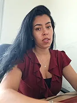 Snapshot of Emily_Wane chatting on May 12, 2026, 4:57 pm Emily Wane online show from May 12, 2026, 4:57 pm